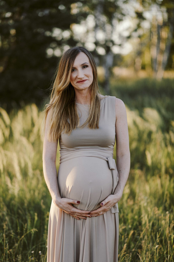 fotografia ciazowa w plenerze