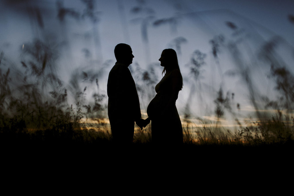 sesje ciazowe w plenerze