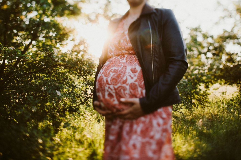 sesje ciazowe w plenerze